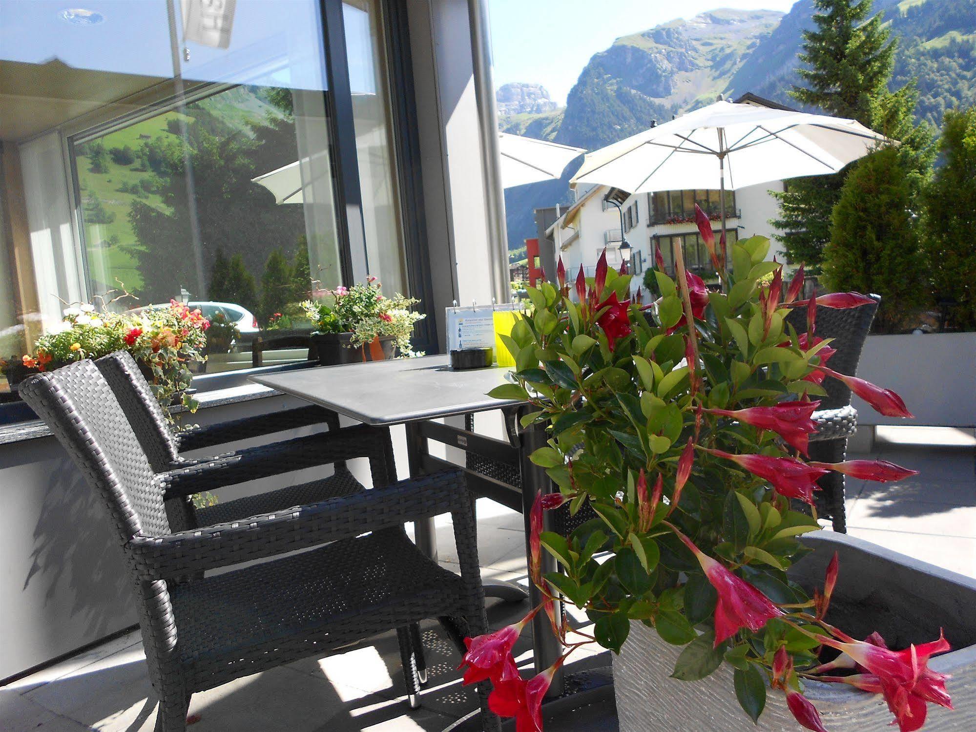 Hotel Hahnenblick Engelberg Buitenkant foto
